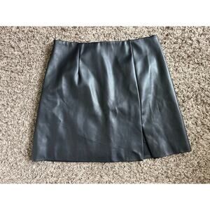 Anthropologie Faux Leather Black Mini Skirt Size 8 Modern Side Slit Goth Edgy